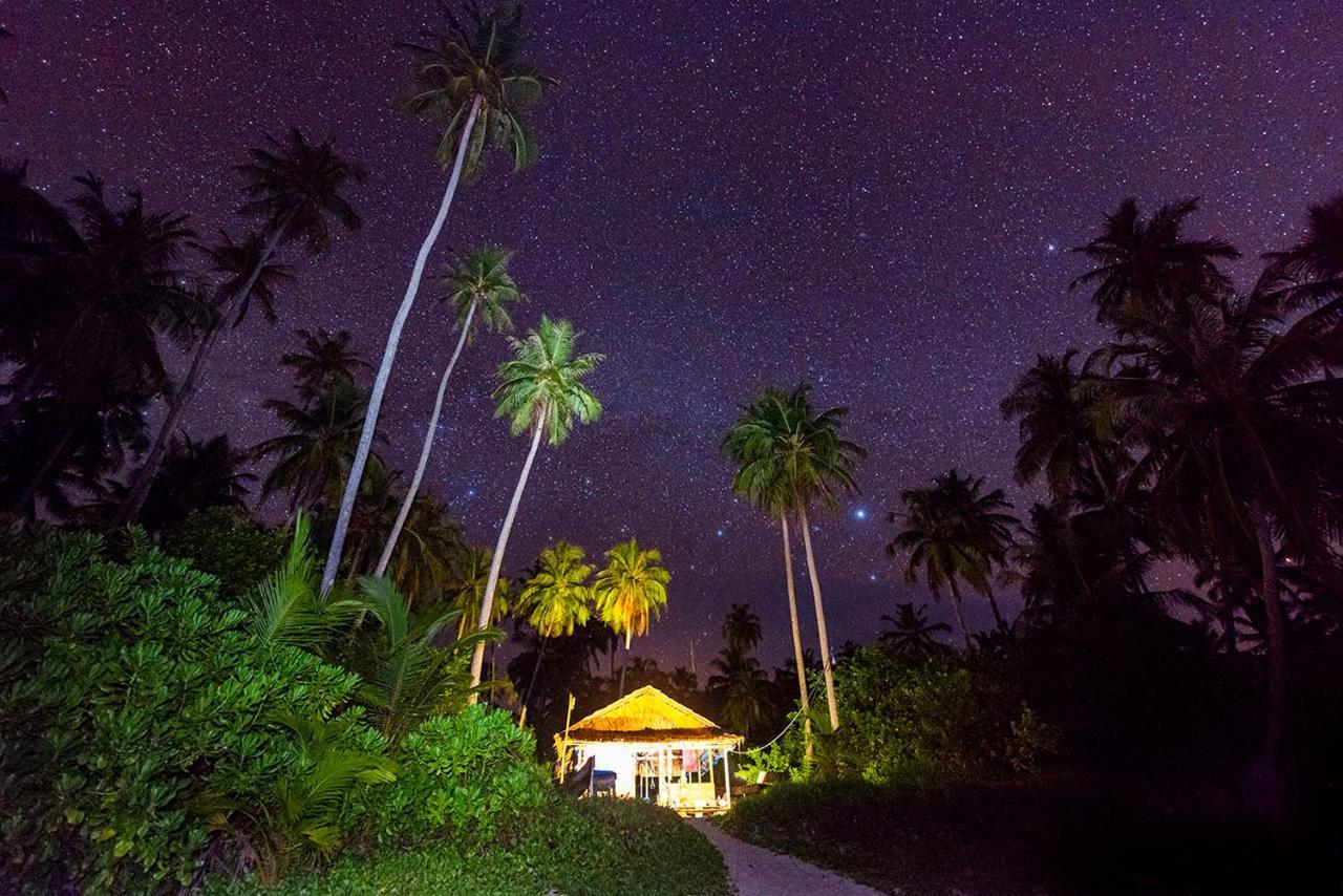 Pinang Island - Private Island Sea View Bungalows Singkil  Exterior photo