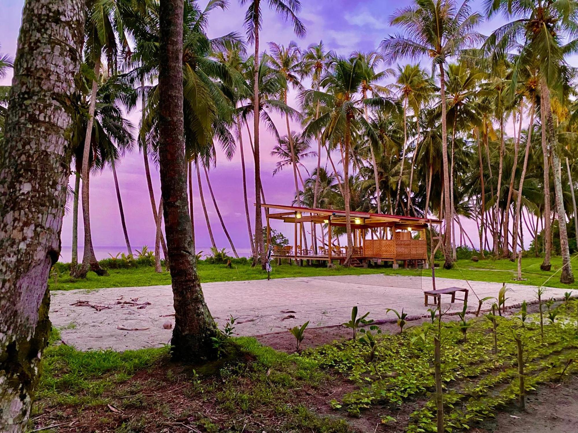Pinang Island - Private Island Sea View Bungalows Singkil  Exterior photo