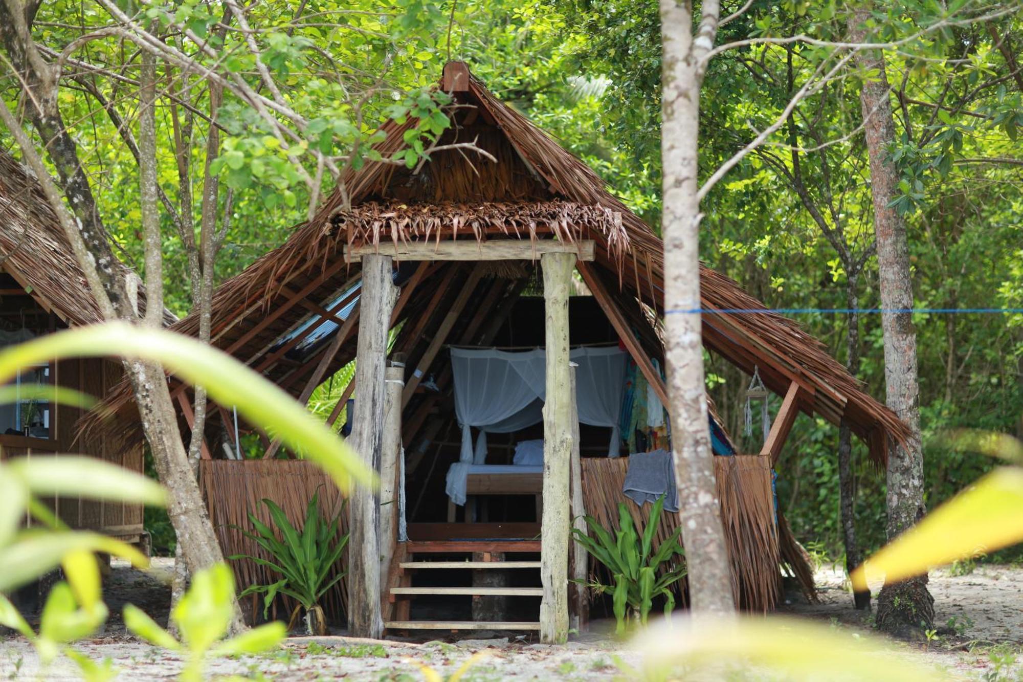 Pinang Island - Private Island Sea View Bungalows Singkil  Exterior photo