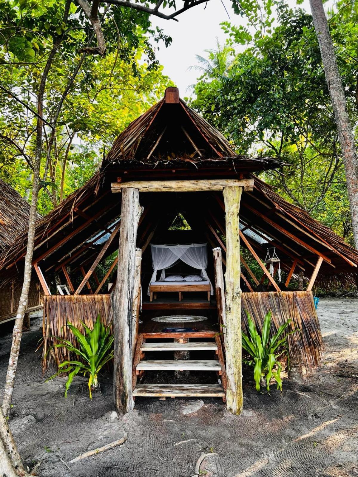 Pinang Island - Private Island Sea View Bungalows Singkil  Exterior photo