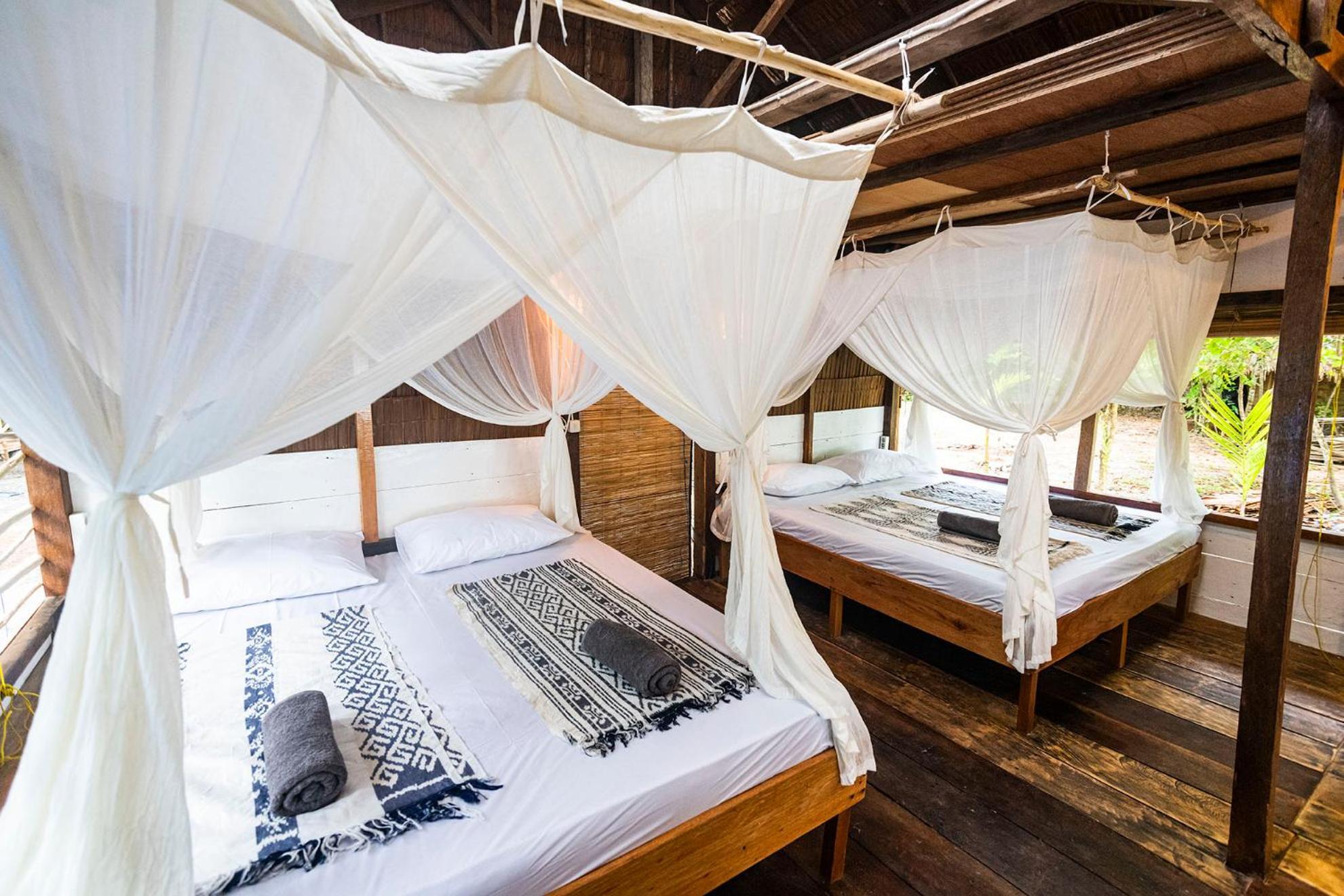Pinang Island - Private Island Sea View Bungalows Singkil  Exterior photo