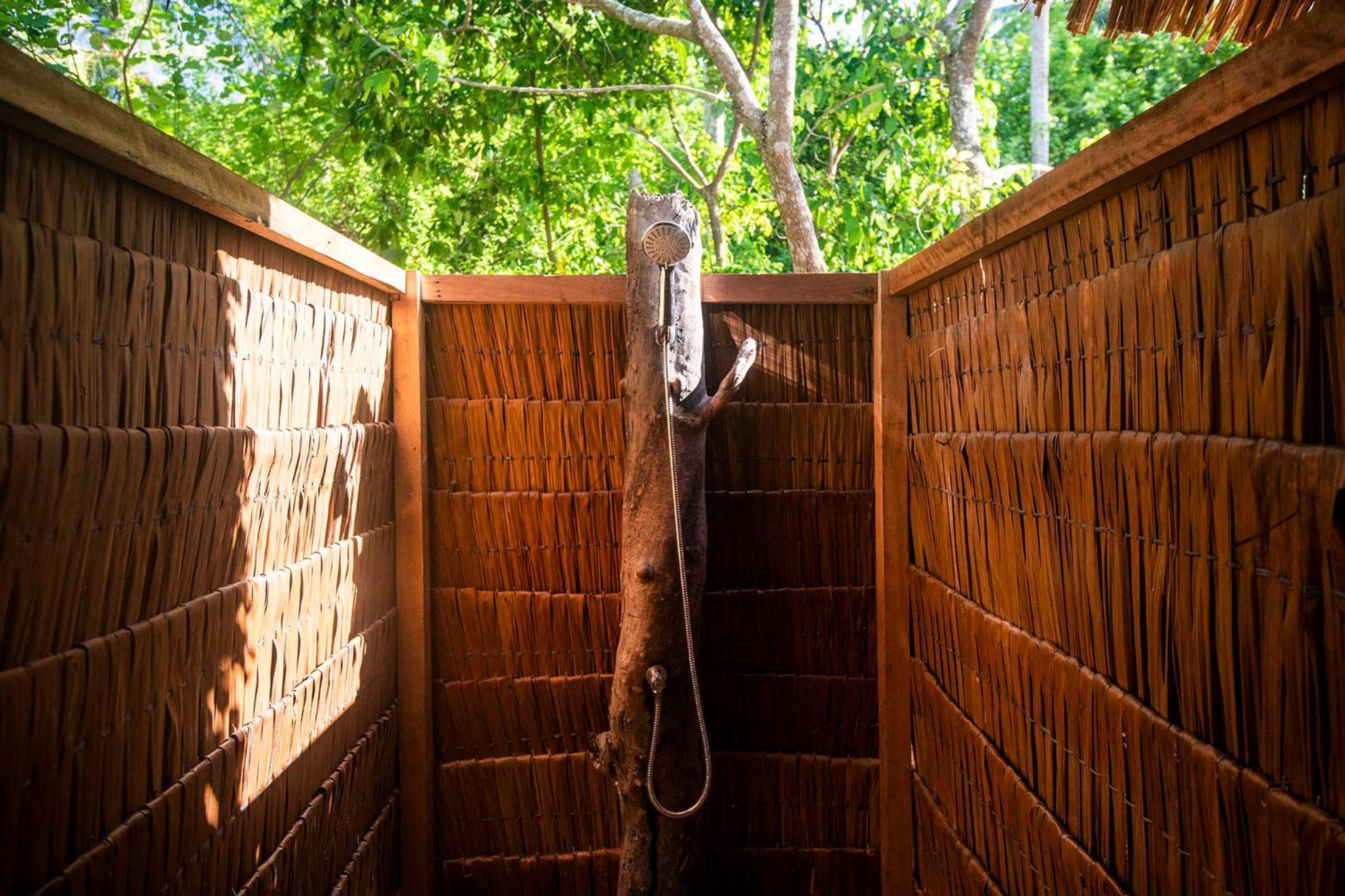 Pinang Island - Private Island Sea View Bungalows Singkil  Room photo