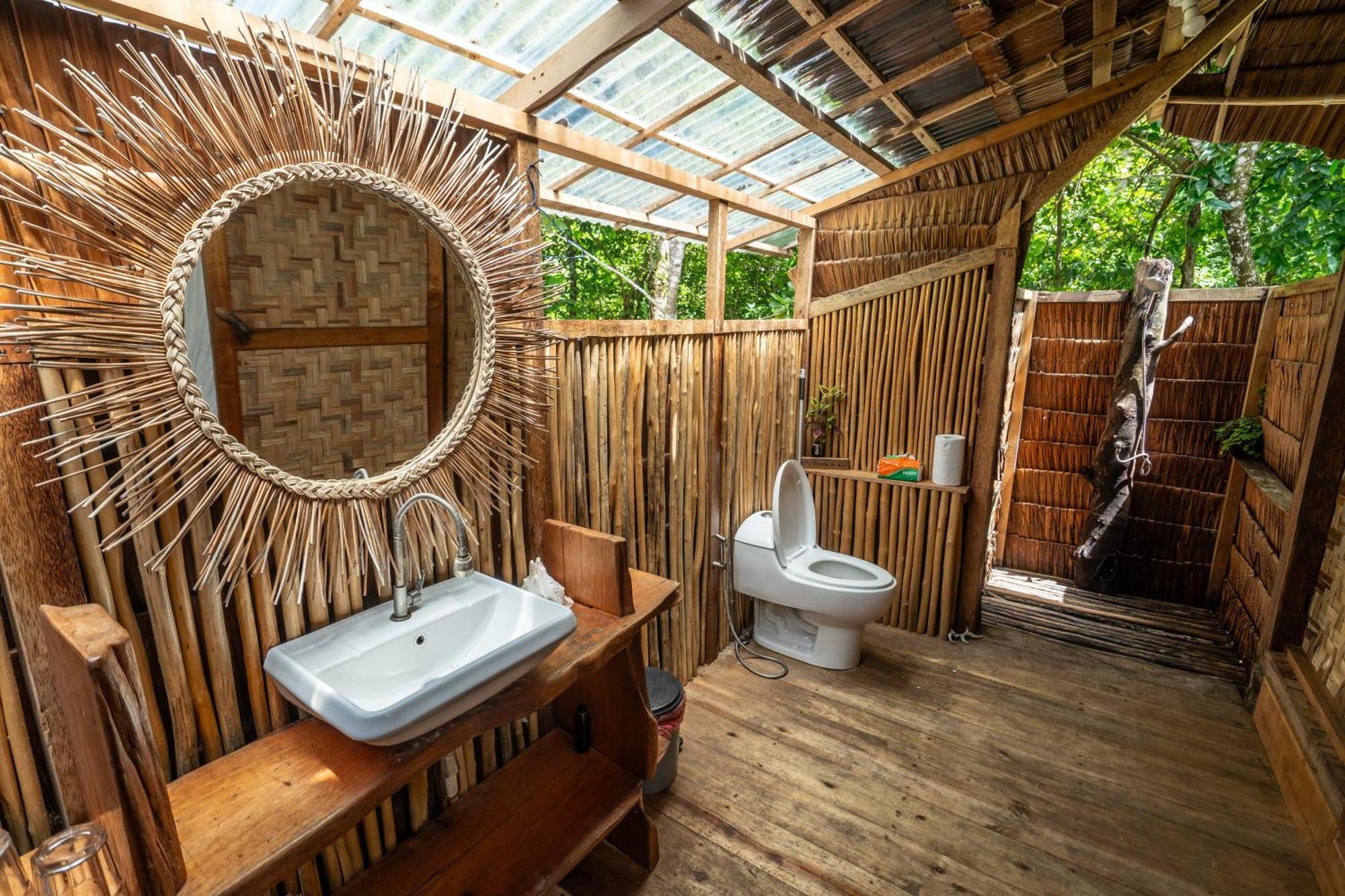 Pinang Island - Private Island Sea View Bungalows Singkil  Exterior photo
